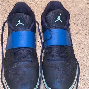 Men’s Jordan Velcro’s (lows)